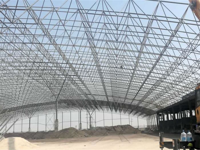 桂平钢厂料仓网架工程